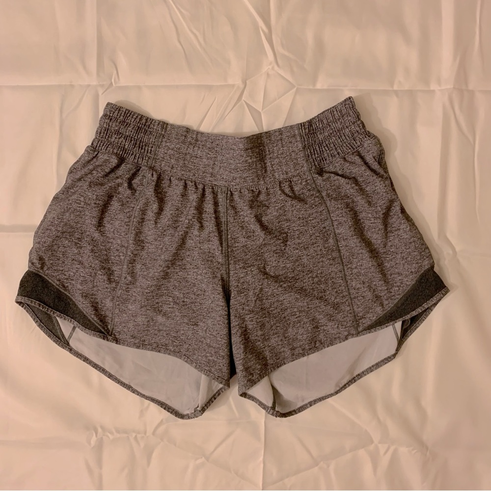 lululemon hotty hot high rise 4” short